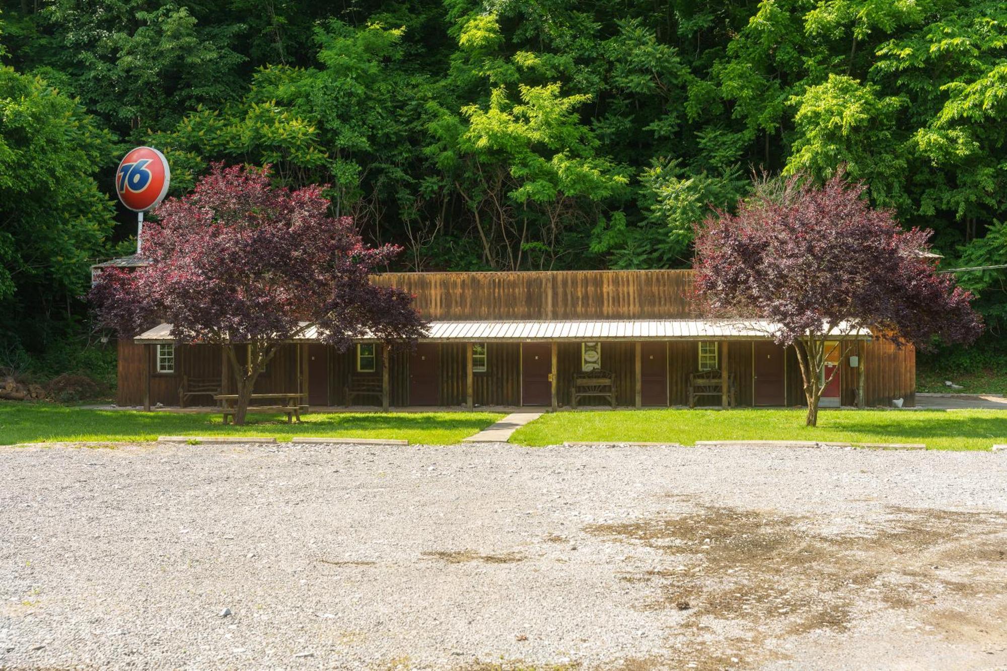 Seneca Pines Lodge Seneca Rocks Bagian luar foto